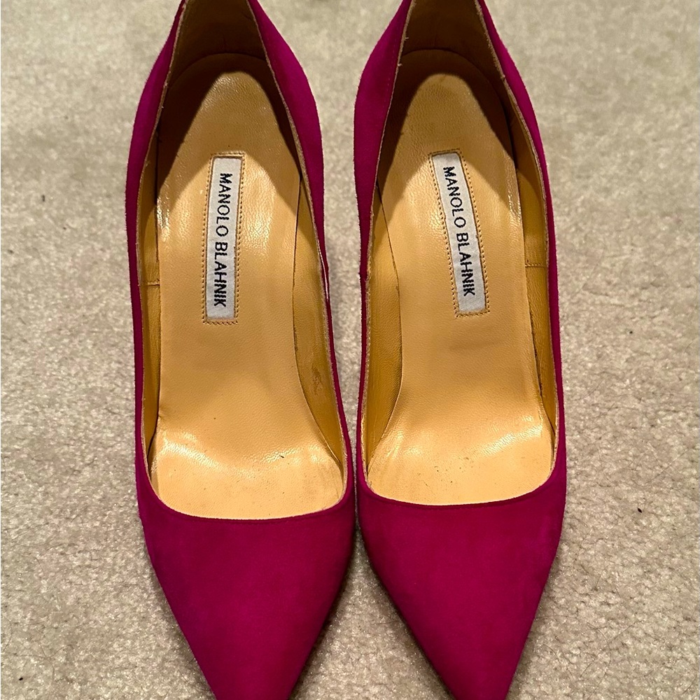 Manolo Blahnik Suede Heels 37.5